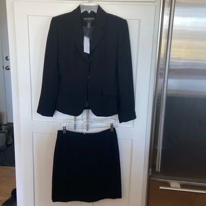 Petite Sophisticate size 4 black suit. Brand new with tags.
